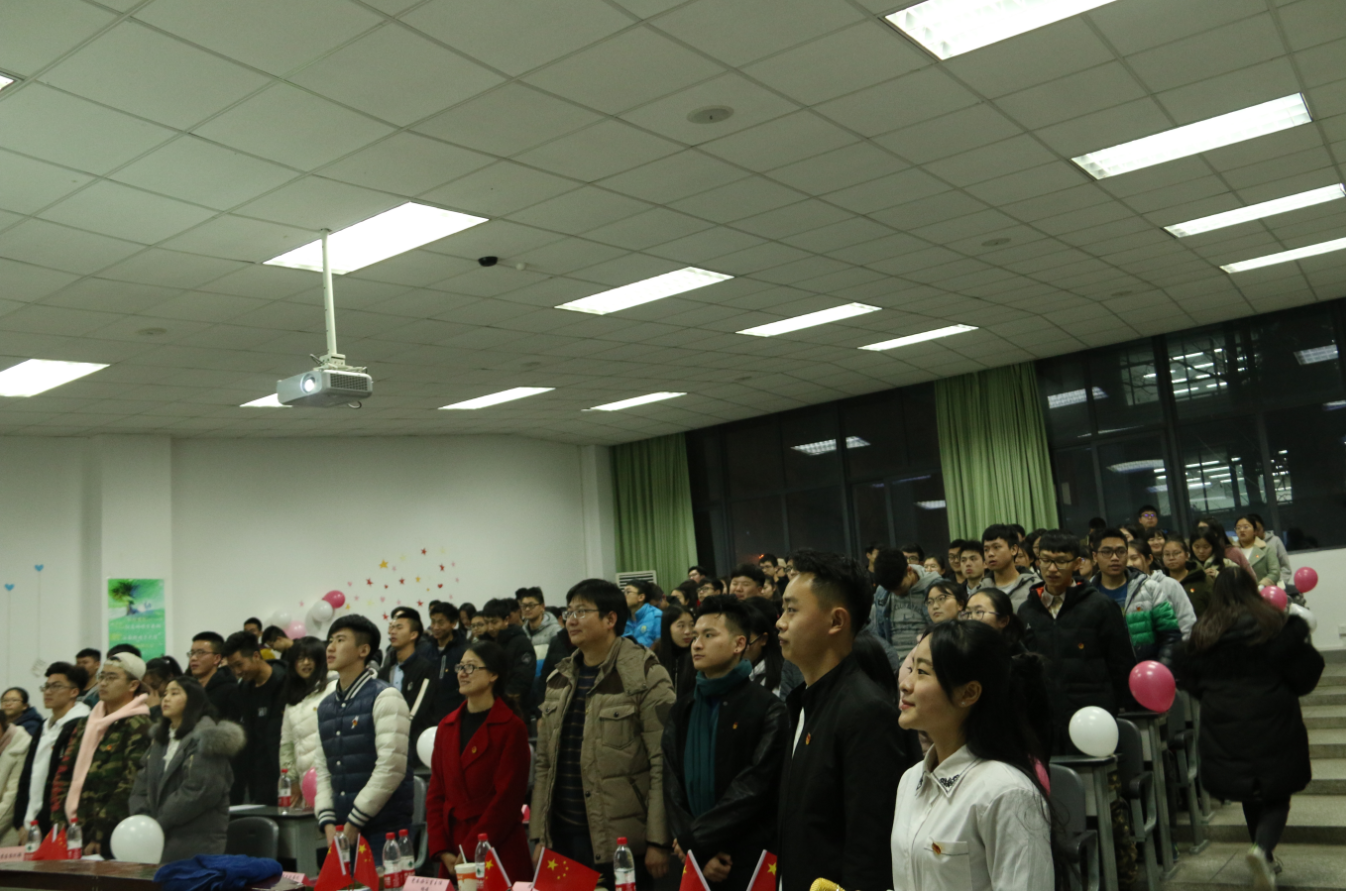 忆往昔峥嵘岁月稠 盼今朝辉煌荣光续 ——新葡的京集团8814示范性团组织活动顺利开展