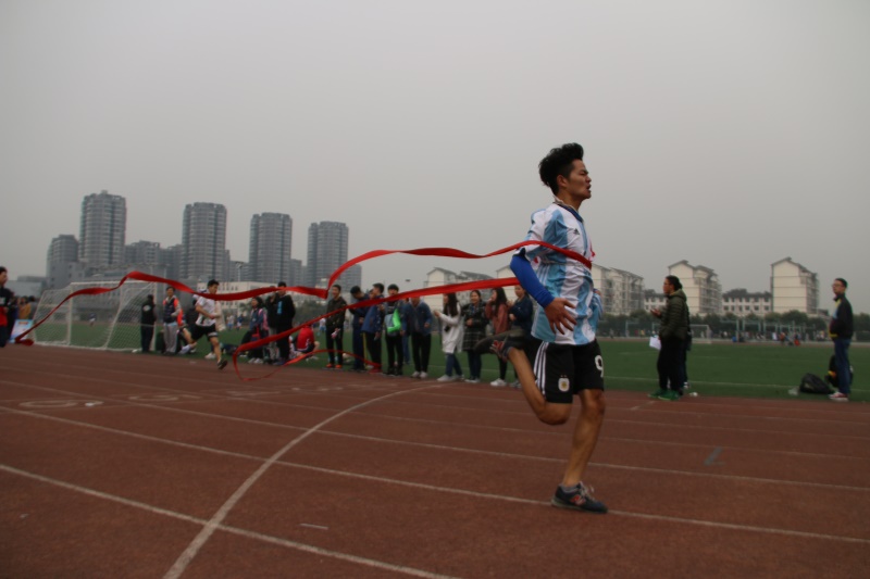 青春飞扬 活力四射 ——新葡的京集团8814第二届运动会彰显风采