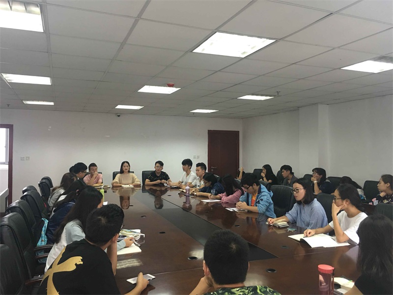 新葡的京集团8814召开主要学生干部培训会